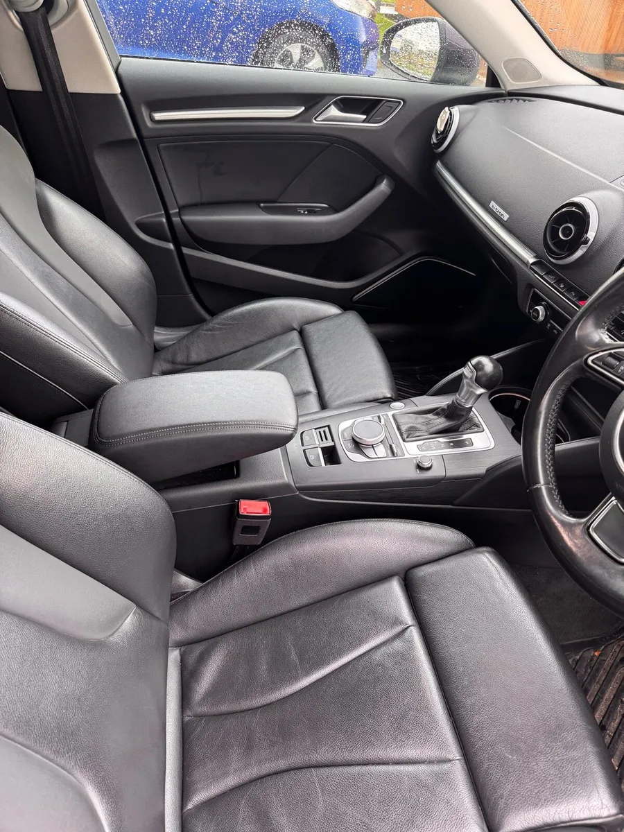 AUDI A3 2016 E-TRON 1.4 AUTOMATIC(PLUG-IN HYBRID) - Image 3