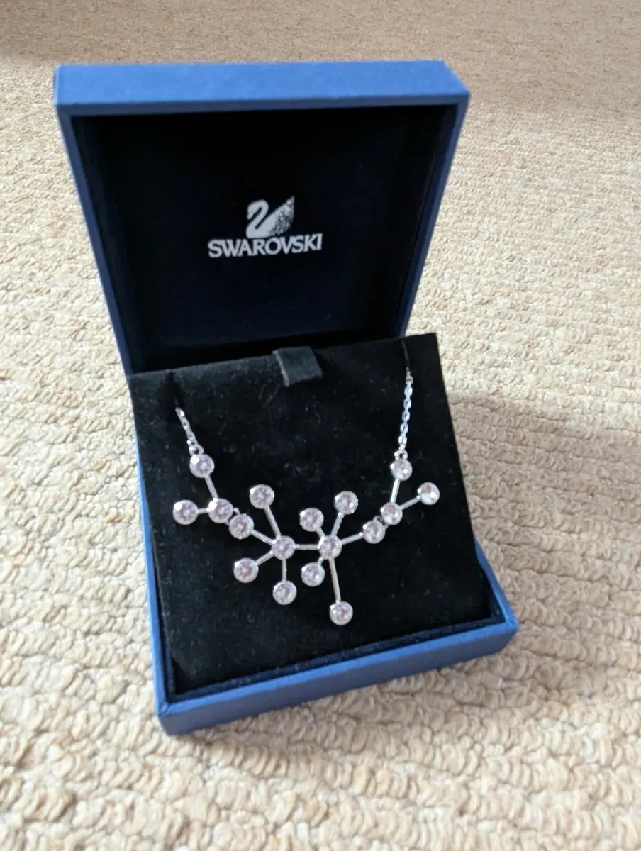New Swarovski pendant necklace - Image 1