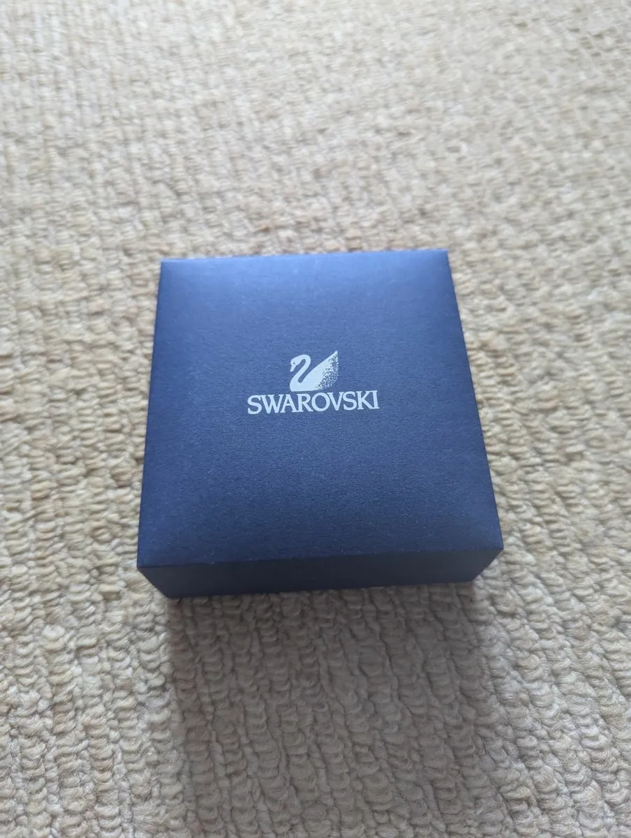 New Swarovski pendant necklace - Image 4