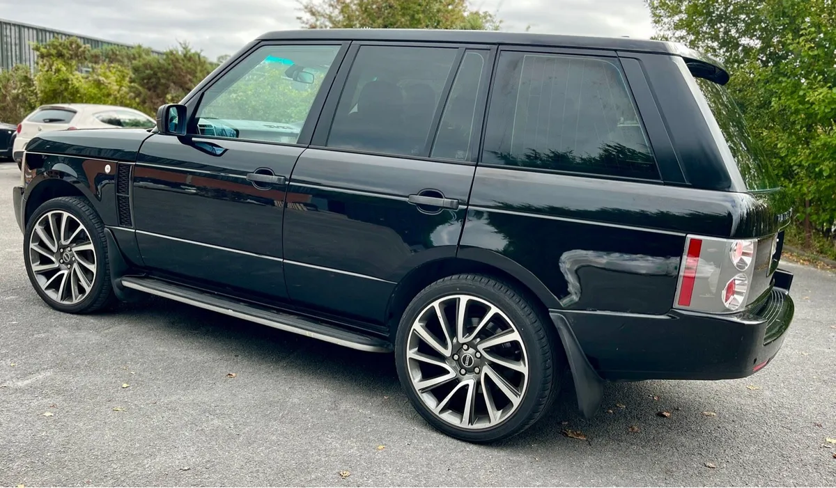 Range Rover Vogue - Image 2