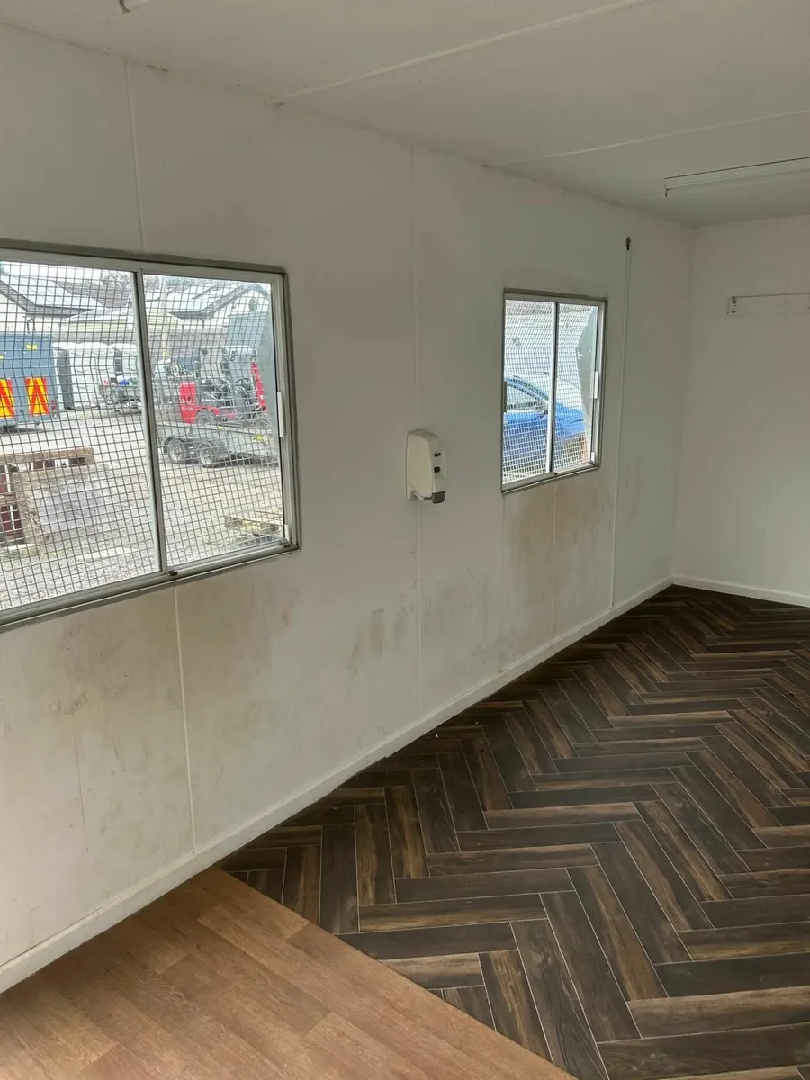 Cabin For Sale - Image 4
