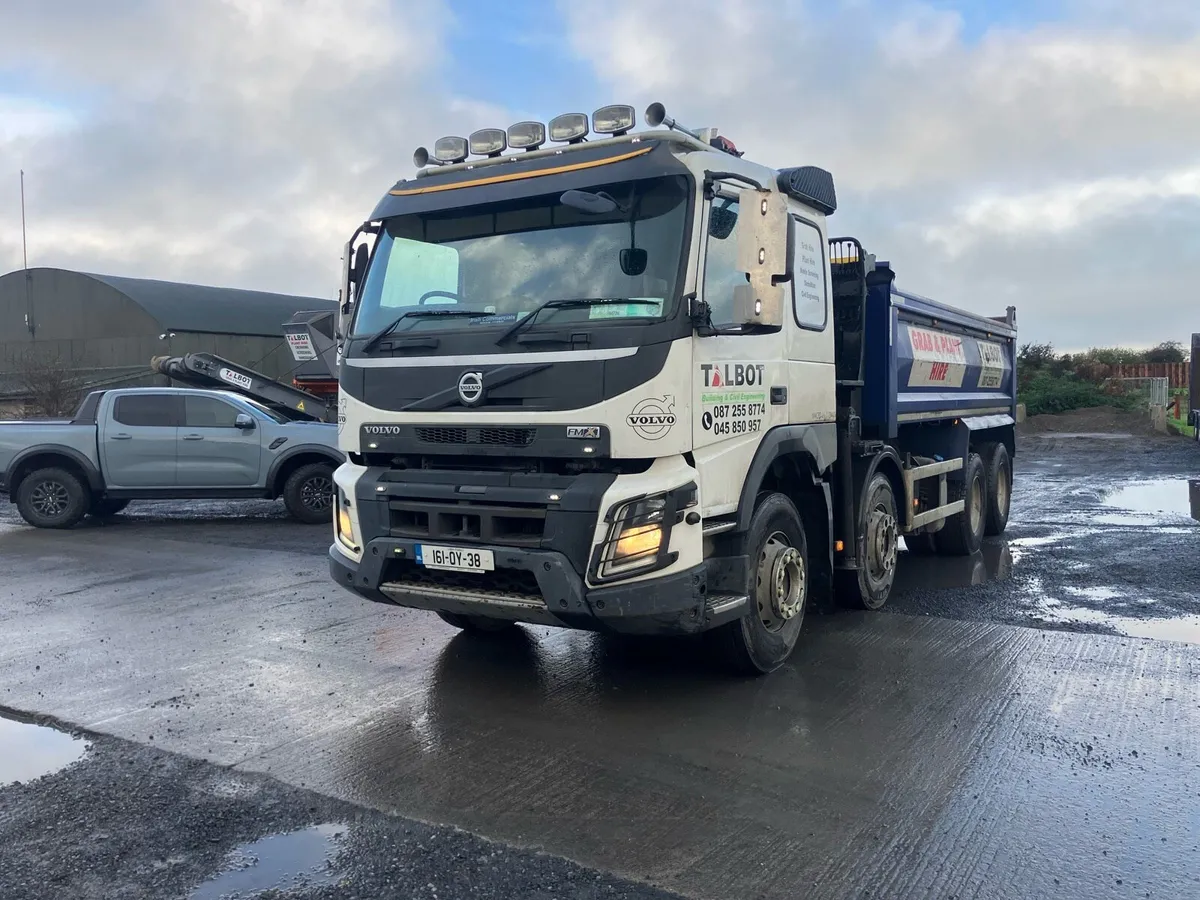 Volvo FMX grab - Image 1