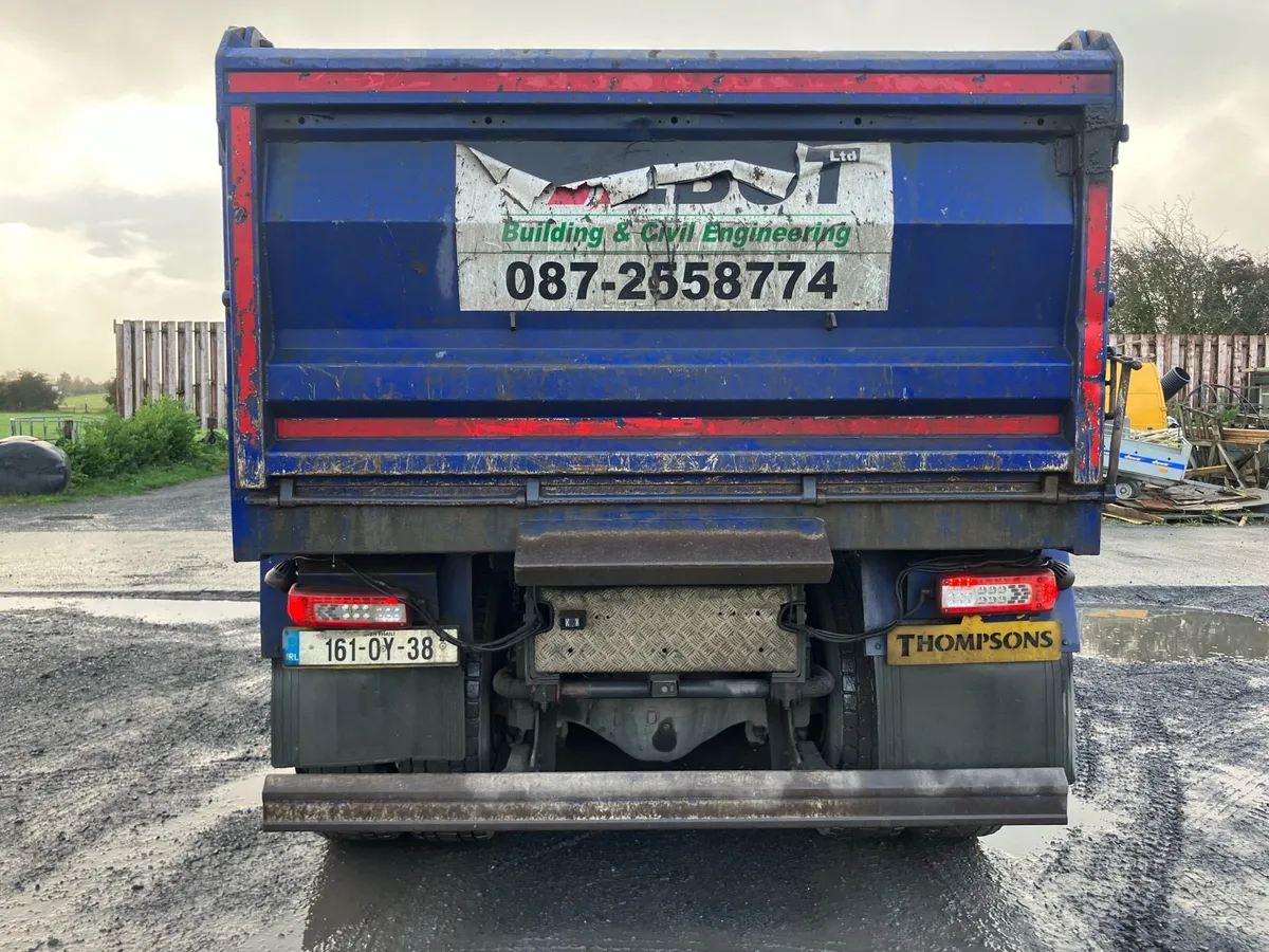 Volvo FMX grab - Image 4