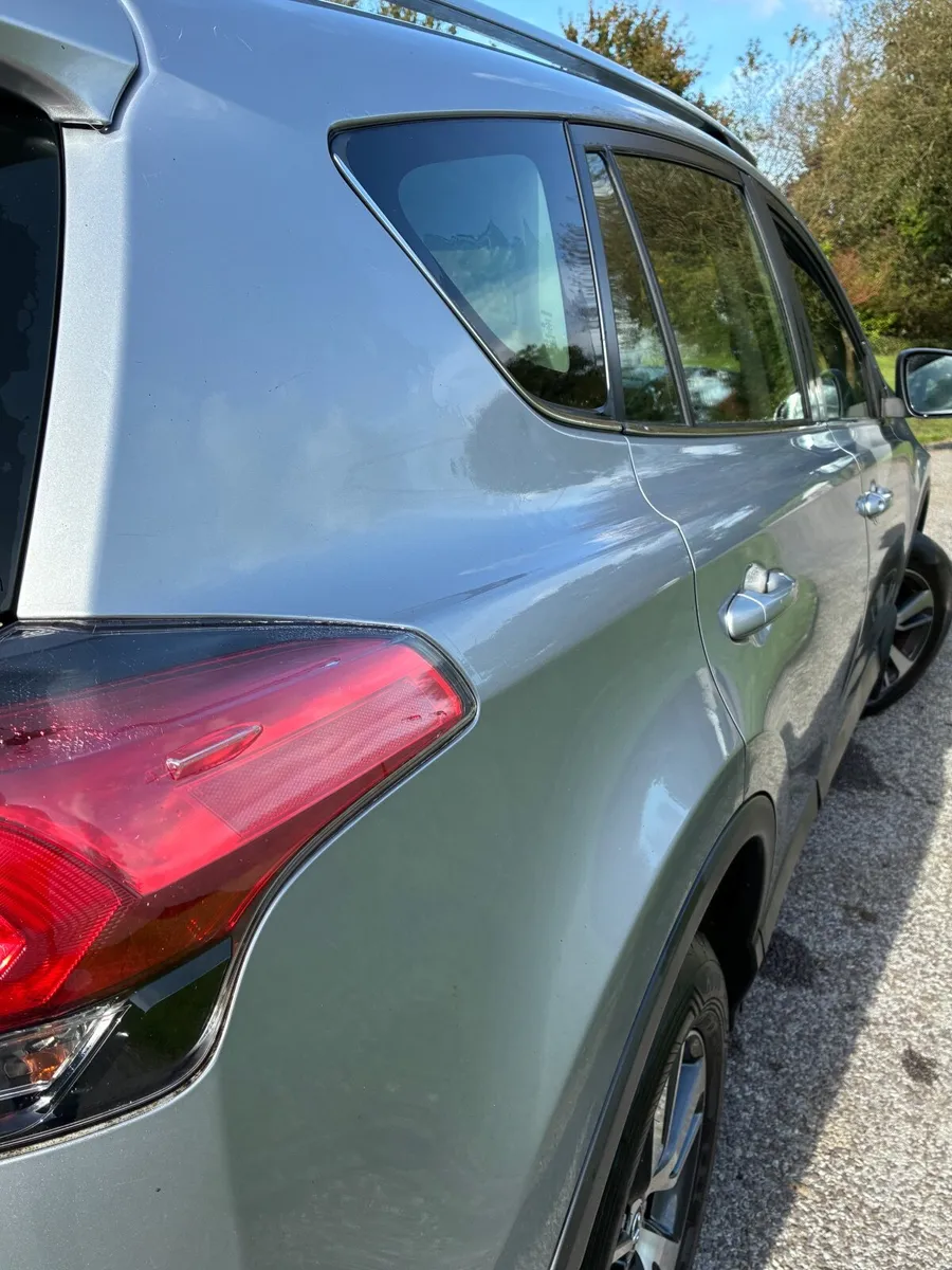Toyota RAV4 2018 - Image 3