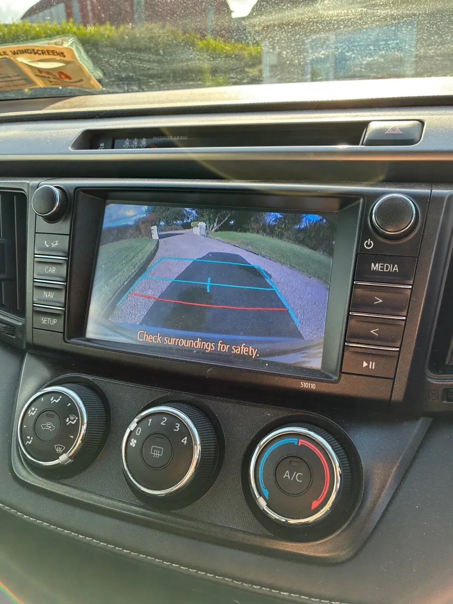 Toyota RAV4 2018 - Image 4