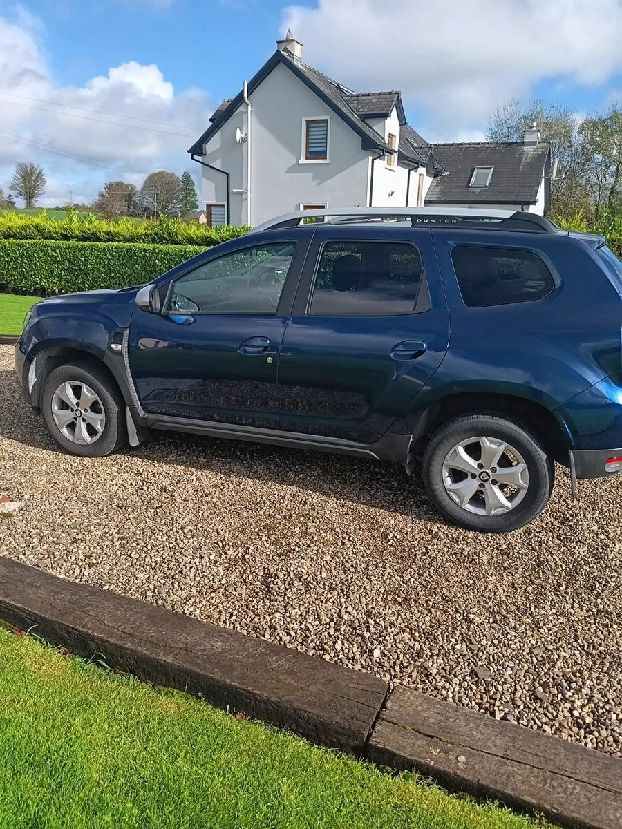 Car - Image 4