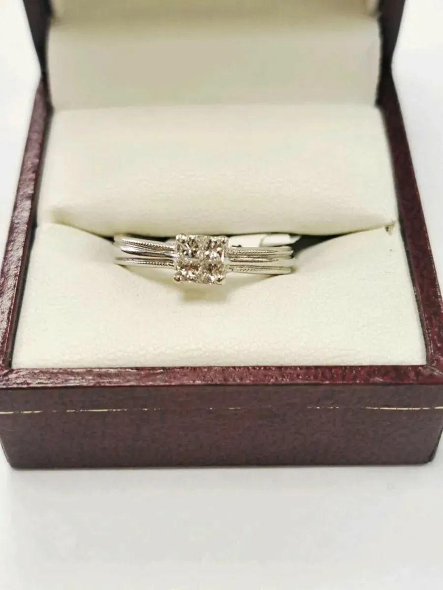 18K White Gold Diamond Ring 18Ct - Image 1