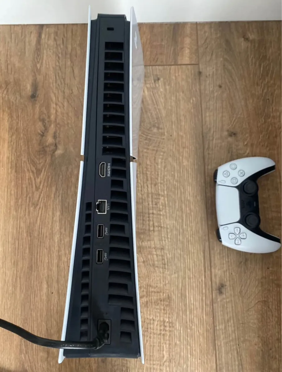 PS5 Digital Slim - Image 3
