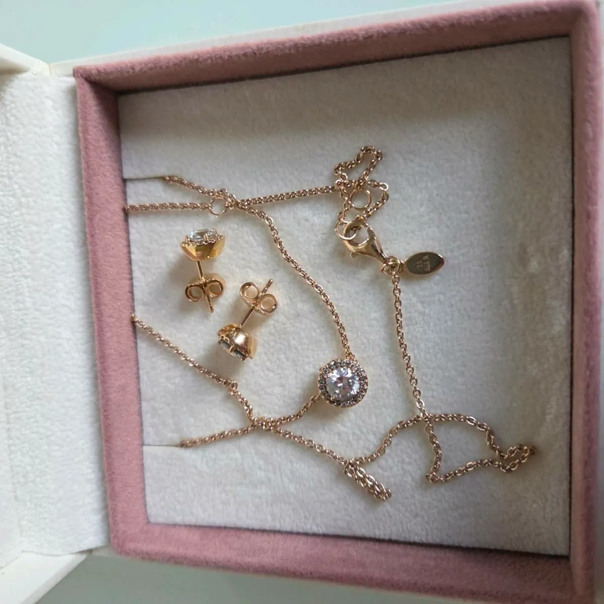 Pandora necklace&earrings great condition - Image 2