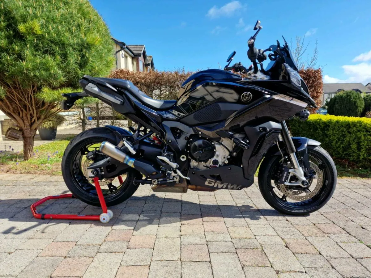 BMW S1000XR TE Tripple black - Image 1