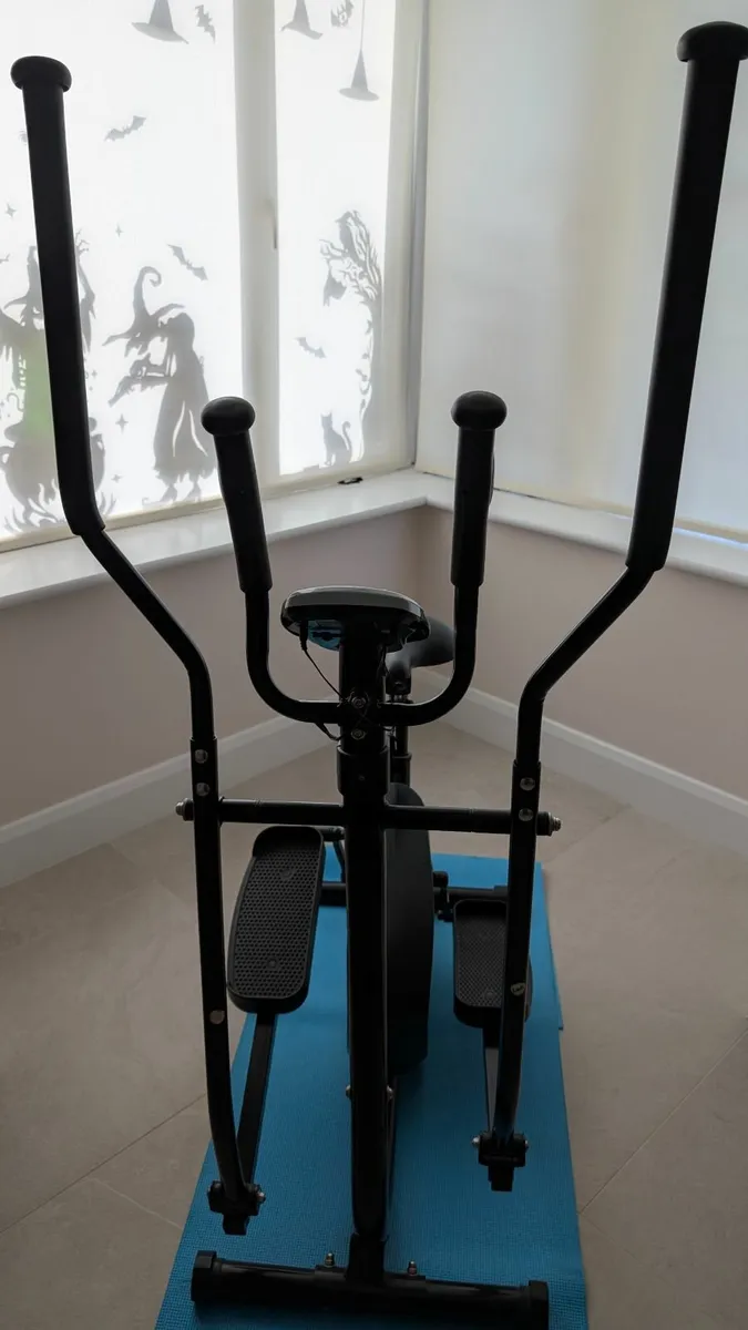 Magnetic Elliptical trainer - 0 cost - Image 1