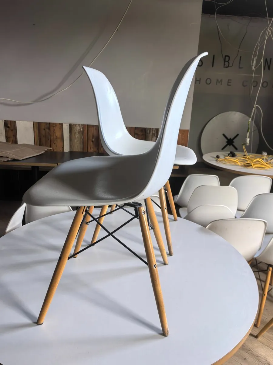 Chair - Image 3