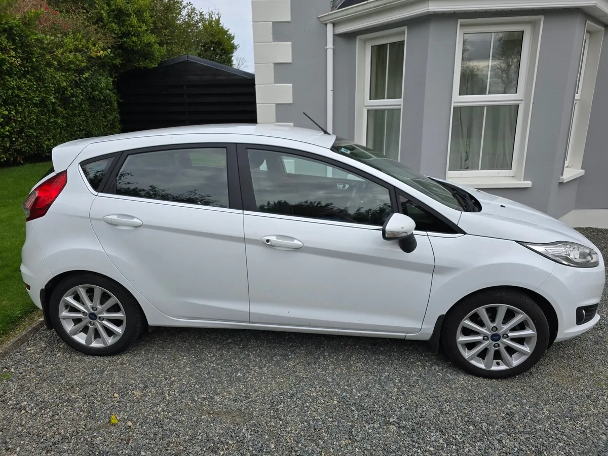 Ford Fiesta 2017 - Image 3