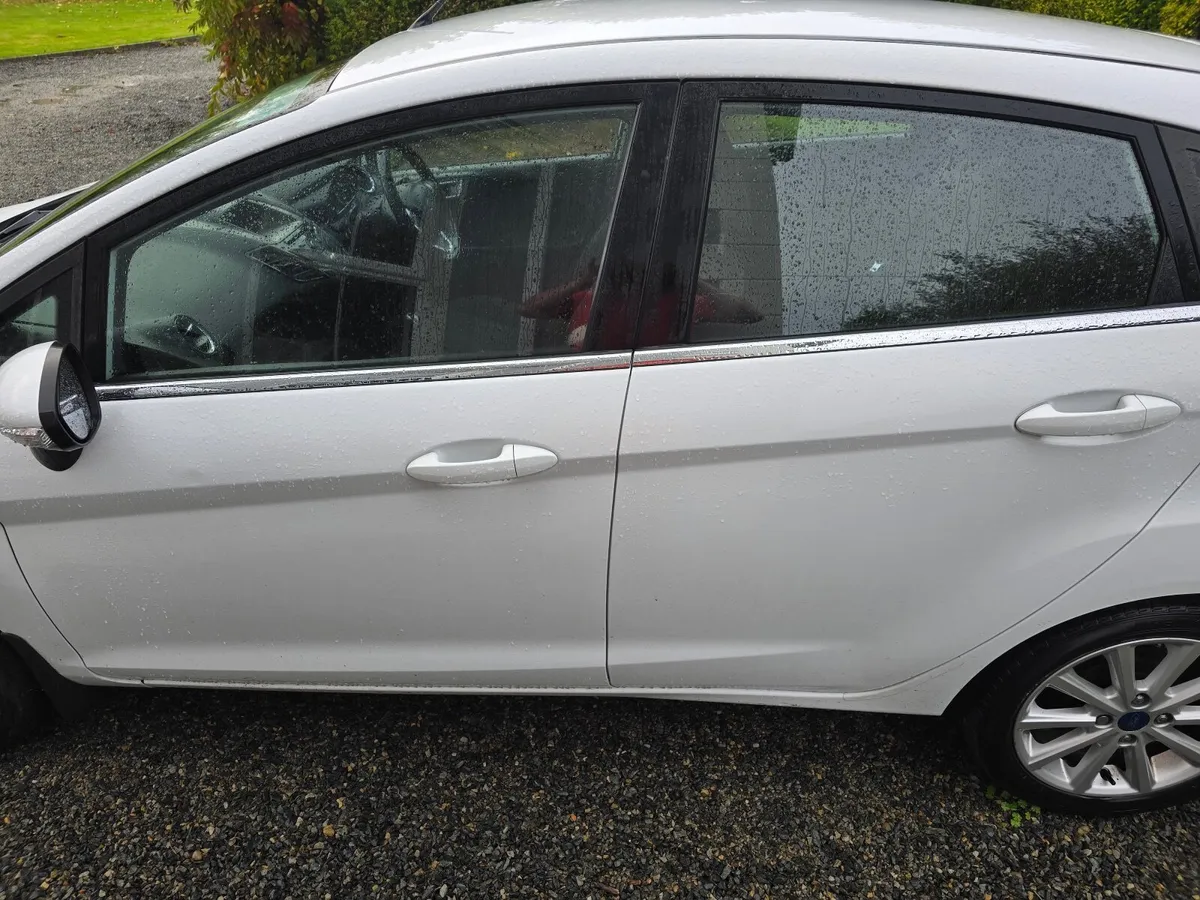 Ford Fiesta 2017 - Image 4