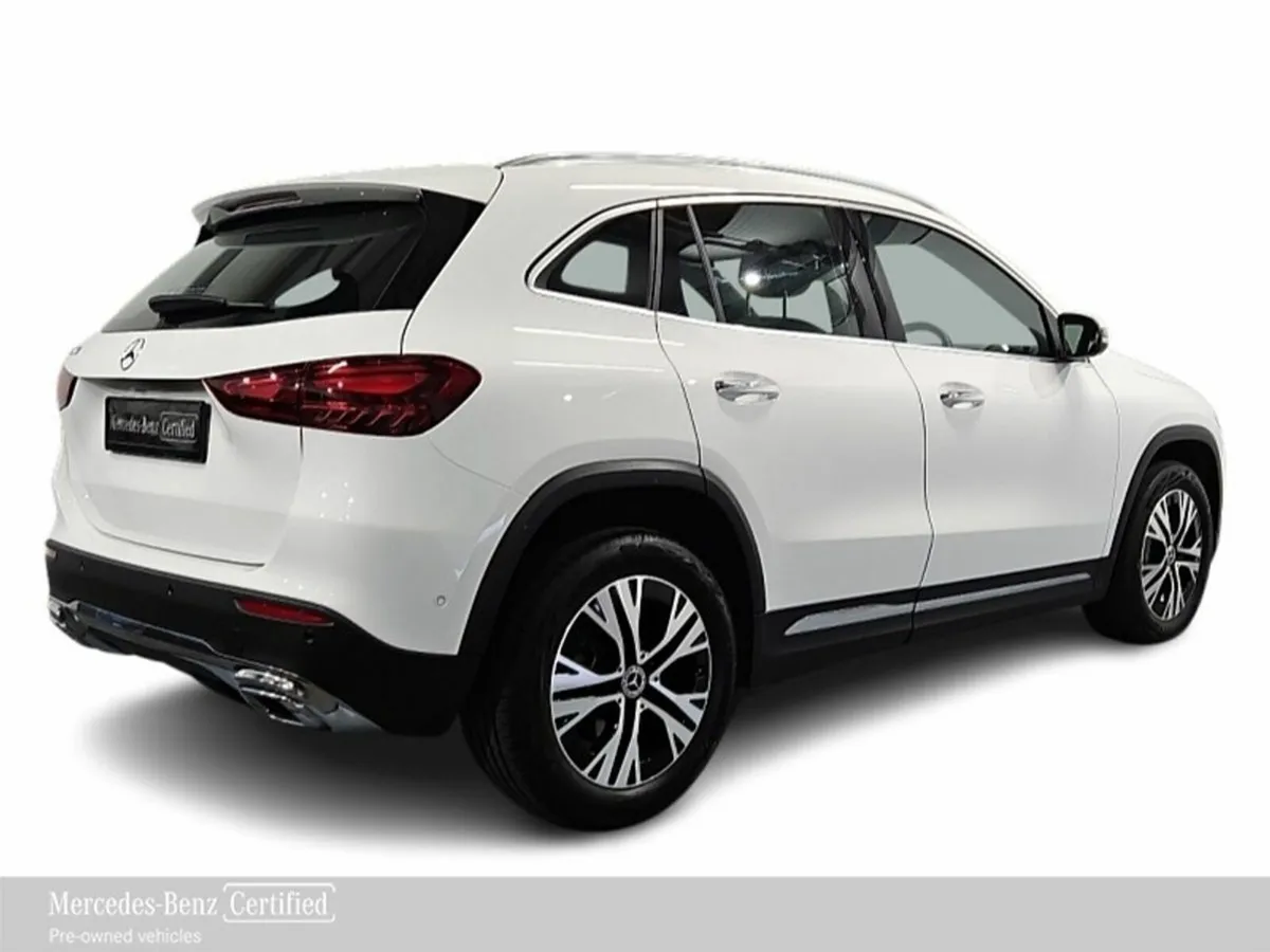 Mercedes-Benz GLA 180 Progressive 6.9% HP & PCP - Image 4