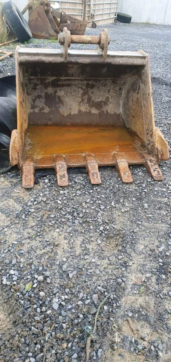 4ft digging bucket - Image 2