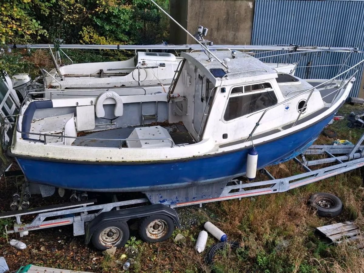 Trustie 21ft fishing boat - Image 1