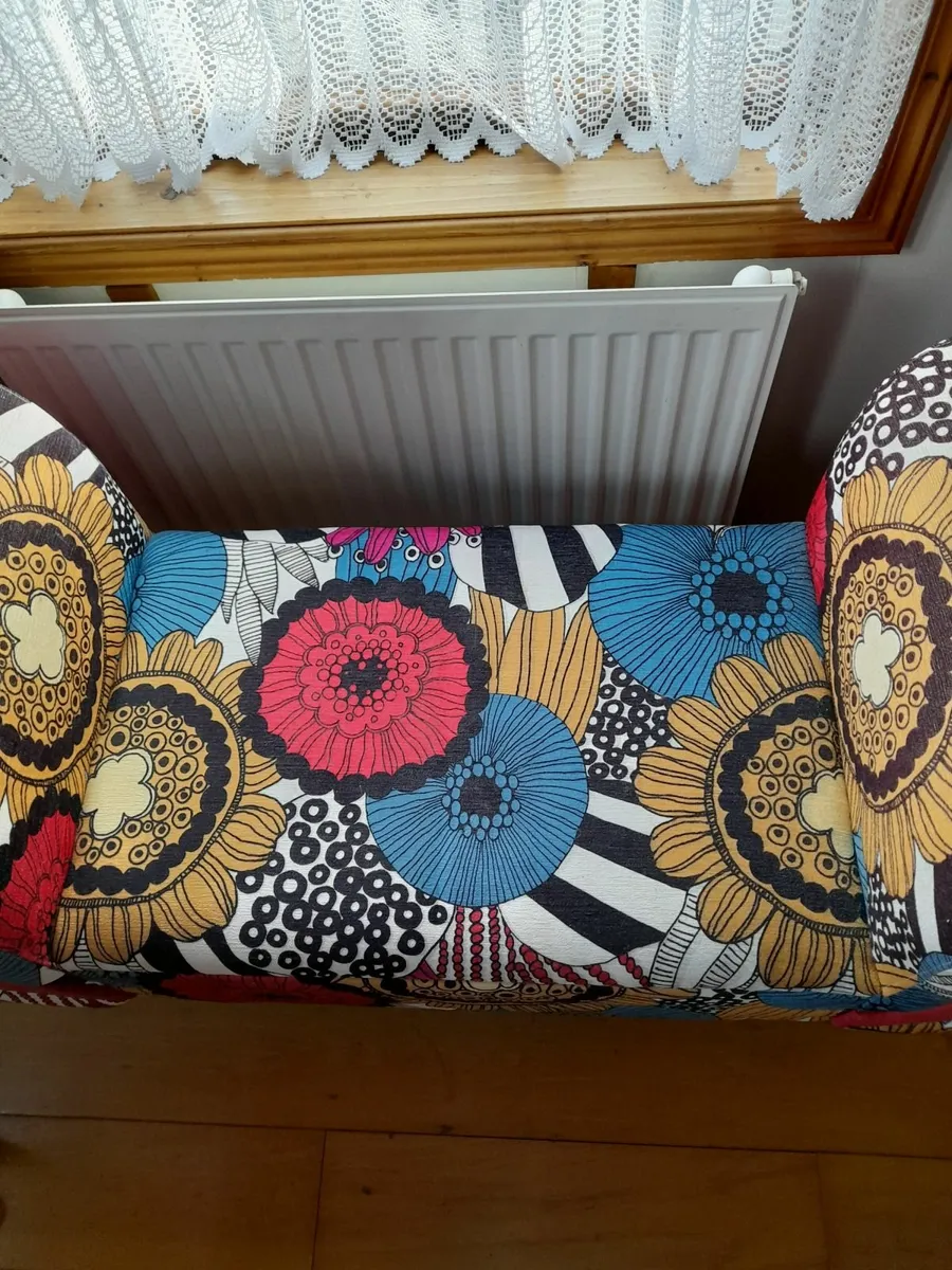 Ottoman Love Seat - Image 3