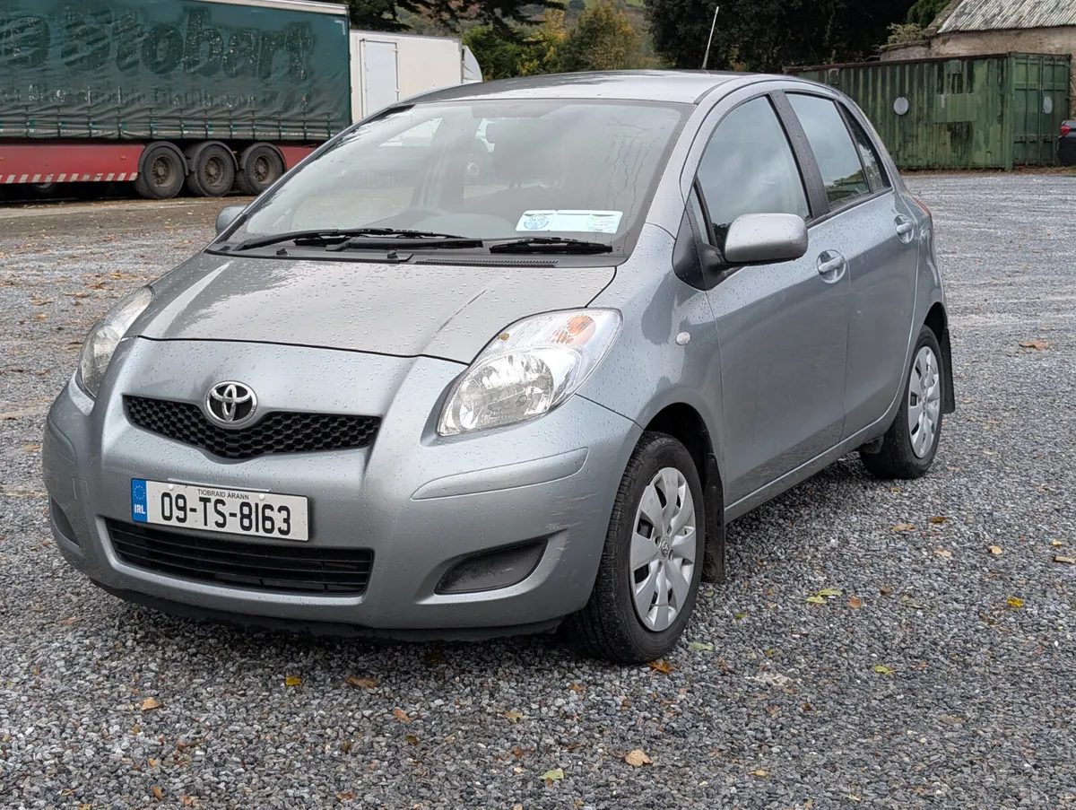 2009 Toyota Yaris 1.0 petrol - Image 1
