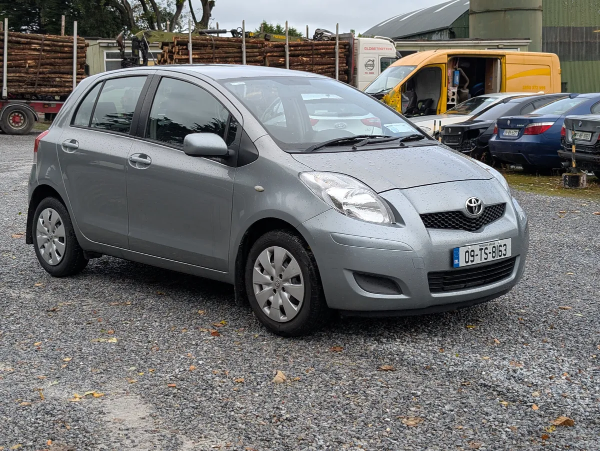 2009 Toyota Yaris 1.0 petrol - Image 2