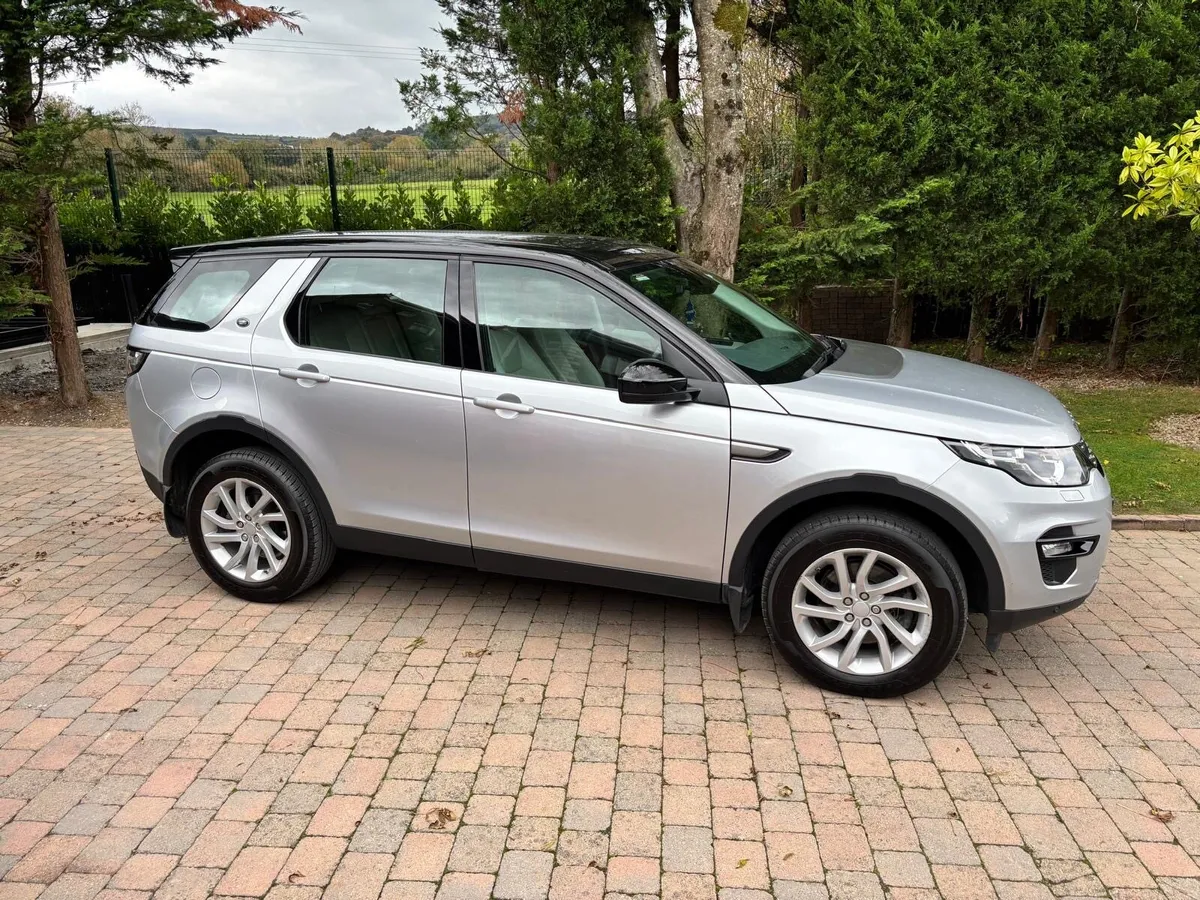 16 Land Rover Discovery Sport Automatic TD4 €10250 - Image 4