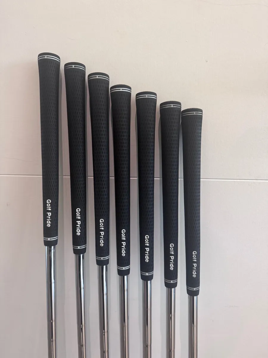 Titleist Irons - Combo Set 620mb / T100 - Image 4