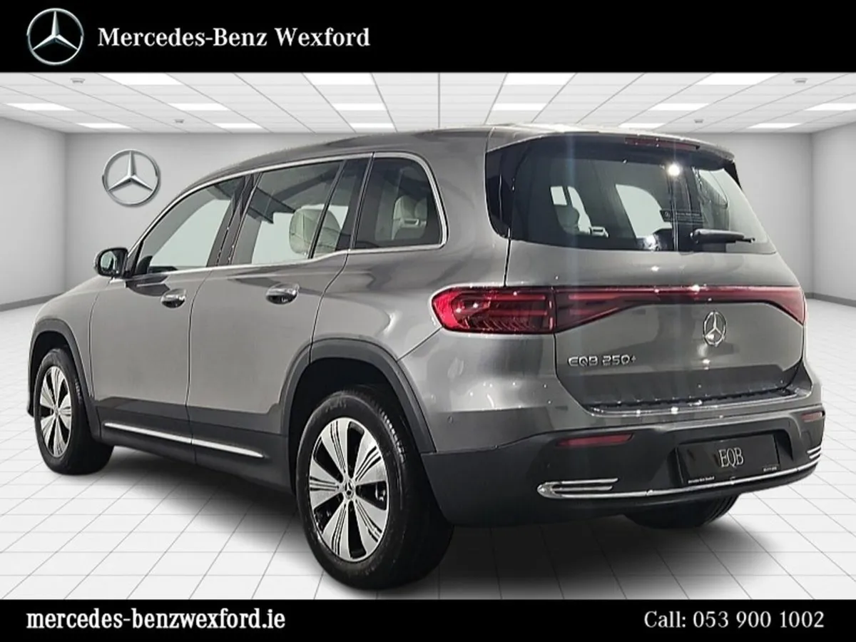 Mercedes-Benz EQB 250+ Progressive - Image 4