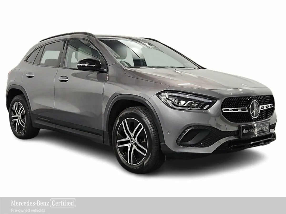 Mercedes-Benz GLA 250e Progressive with Nightpack - Image 3