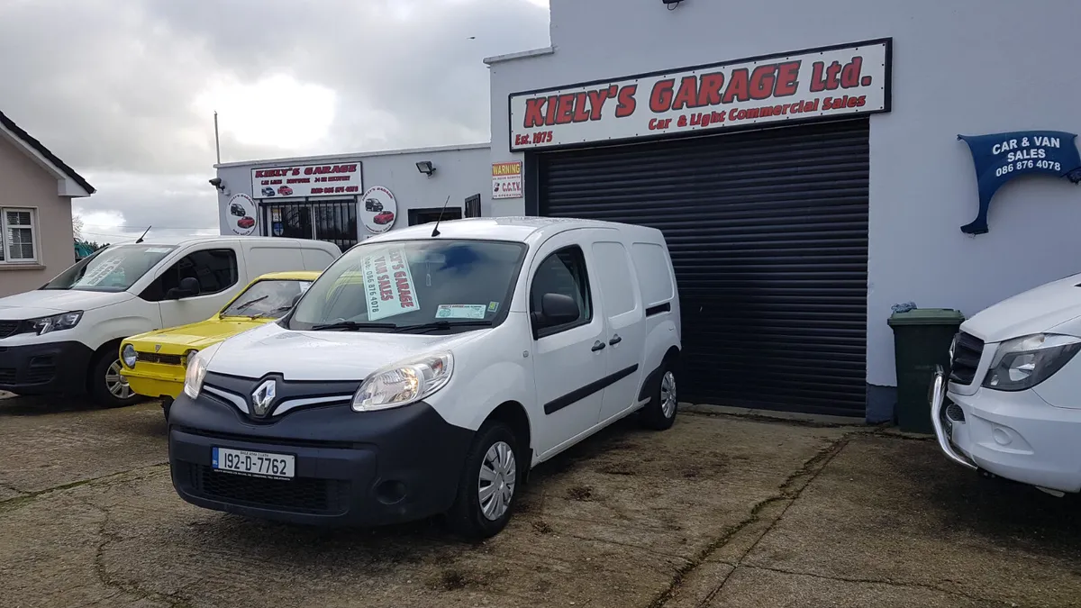 Renault Kangoo MAXI 192D LOW KM VAT INVOICE - Image 3