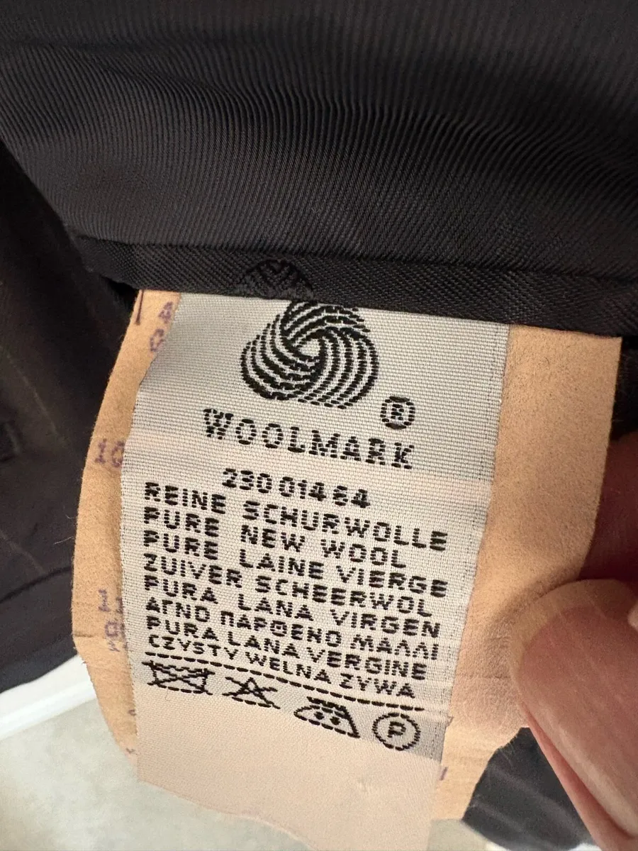 Louis Feraud 100% wool suit - Image 4