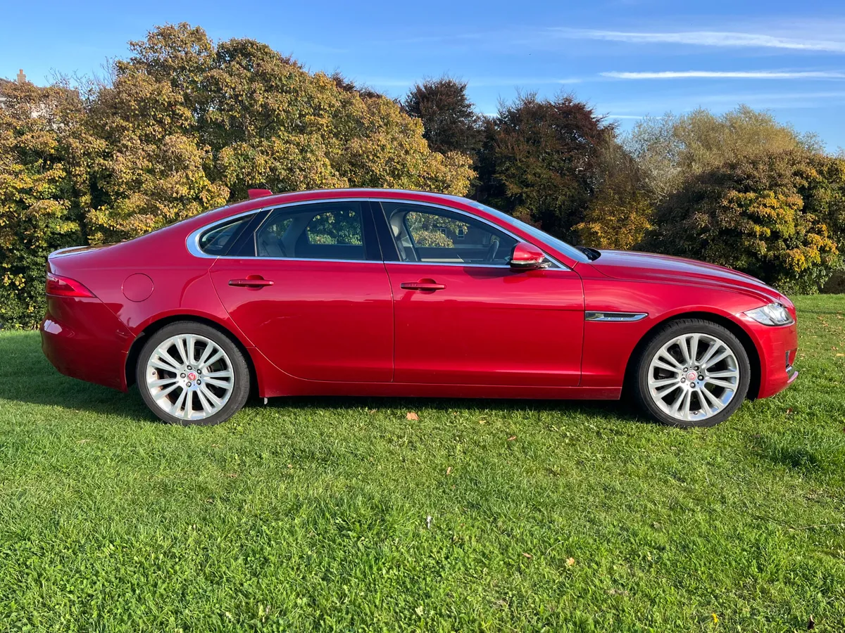 2016 Jaguar XF 2.0 Portfolio low kms - Image 4
