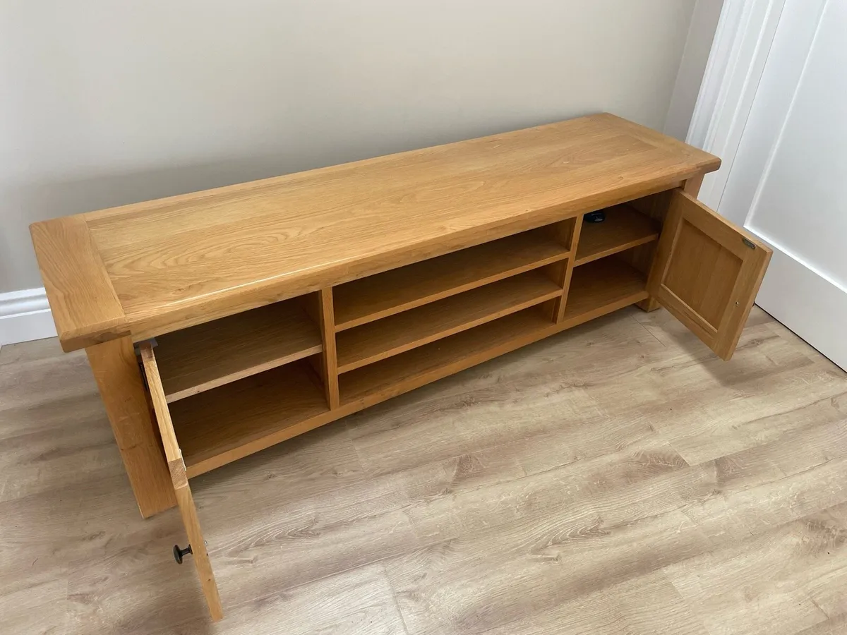 TV unit - Image 2