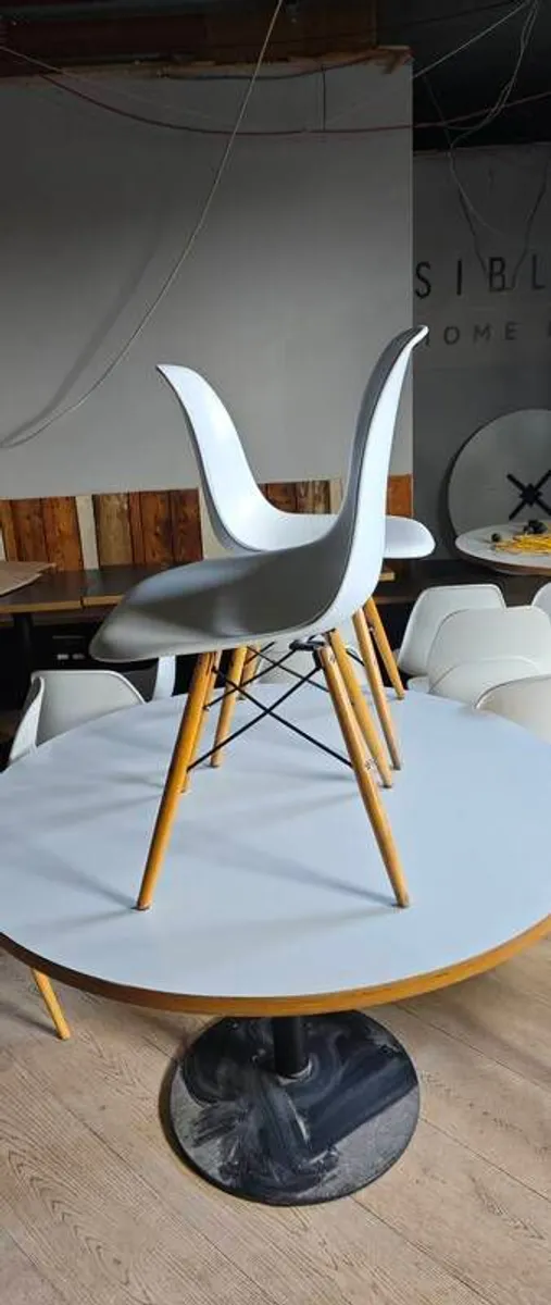chairs - Image 2