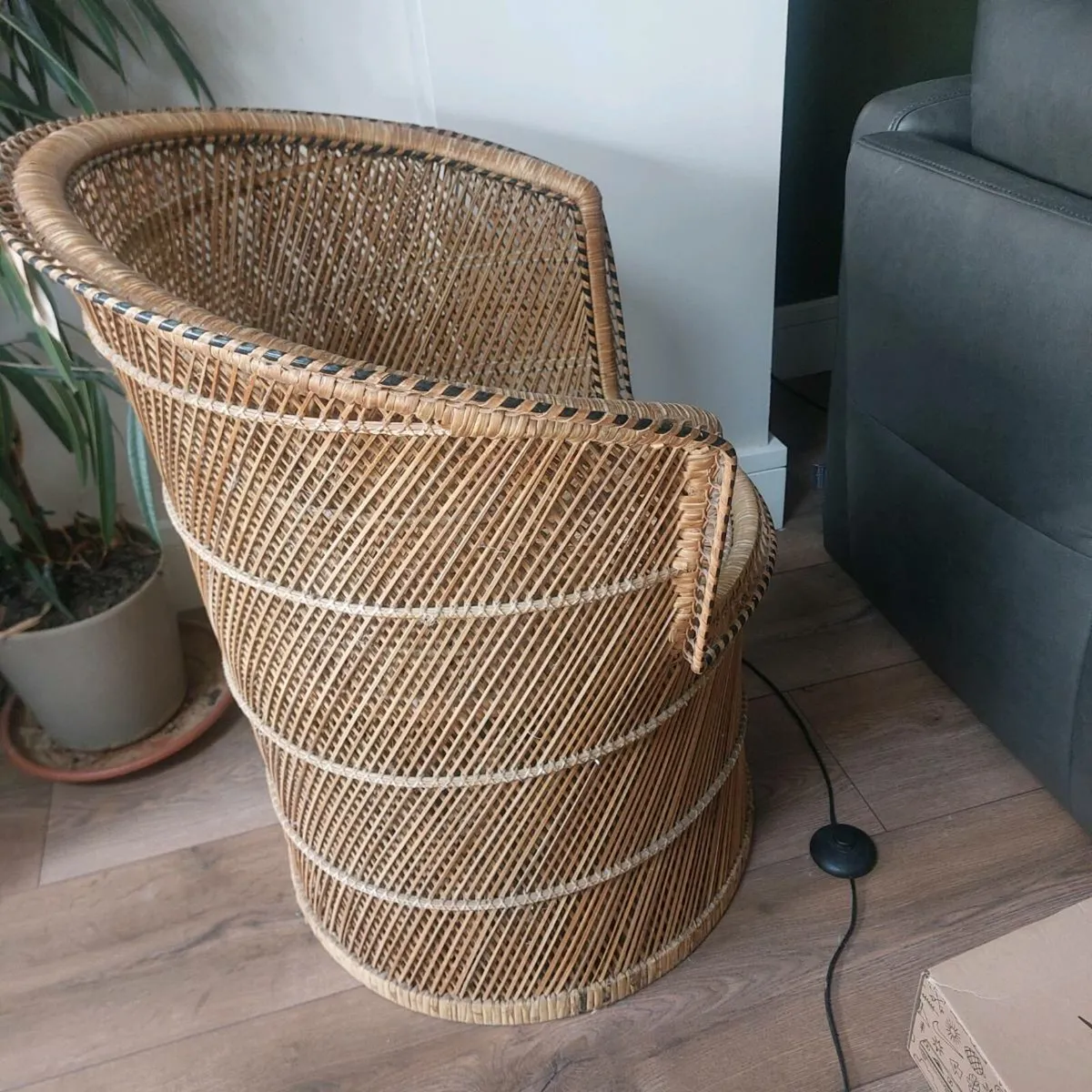 Vintage Boho wicker chair - Image 3