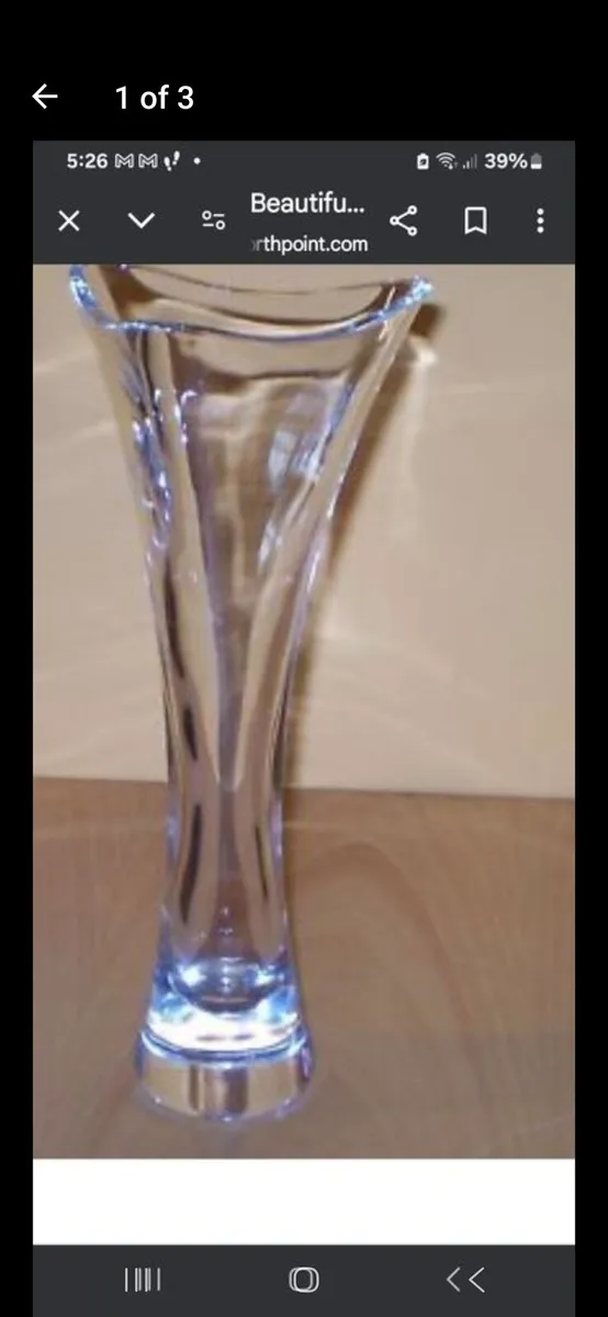 Louise Kennedy  Crystal Vase 28cm Tall
