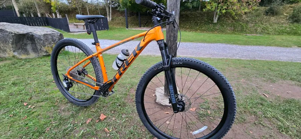Mountain Bike - Image 2