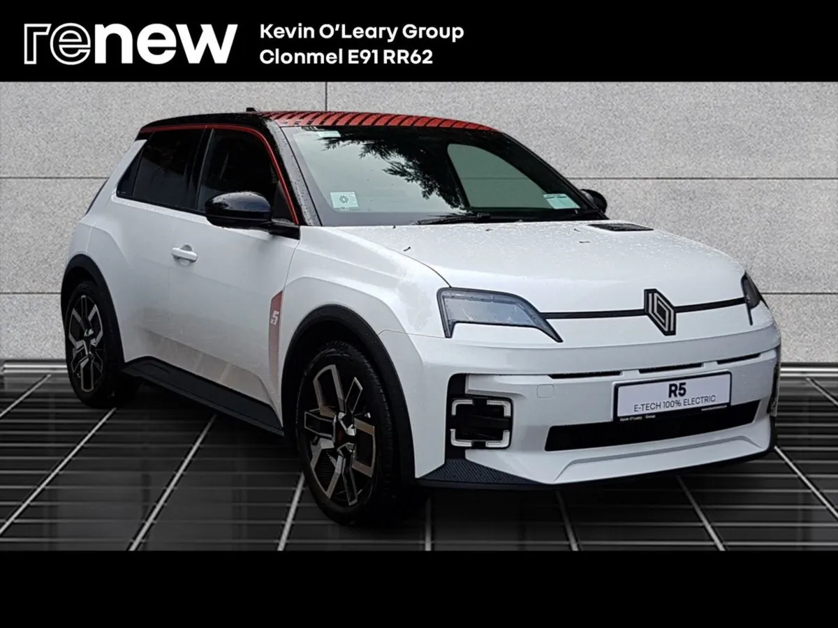 Renault 5 Techno 52kwh 150HP - Image 1