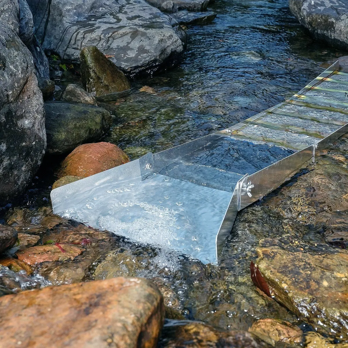 23 PCS Gold Prospecting Kit + Gold Pan Sluice Box - Image 3