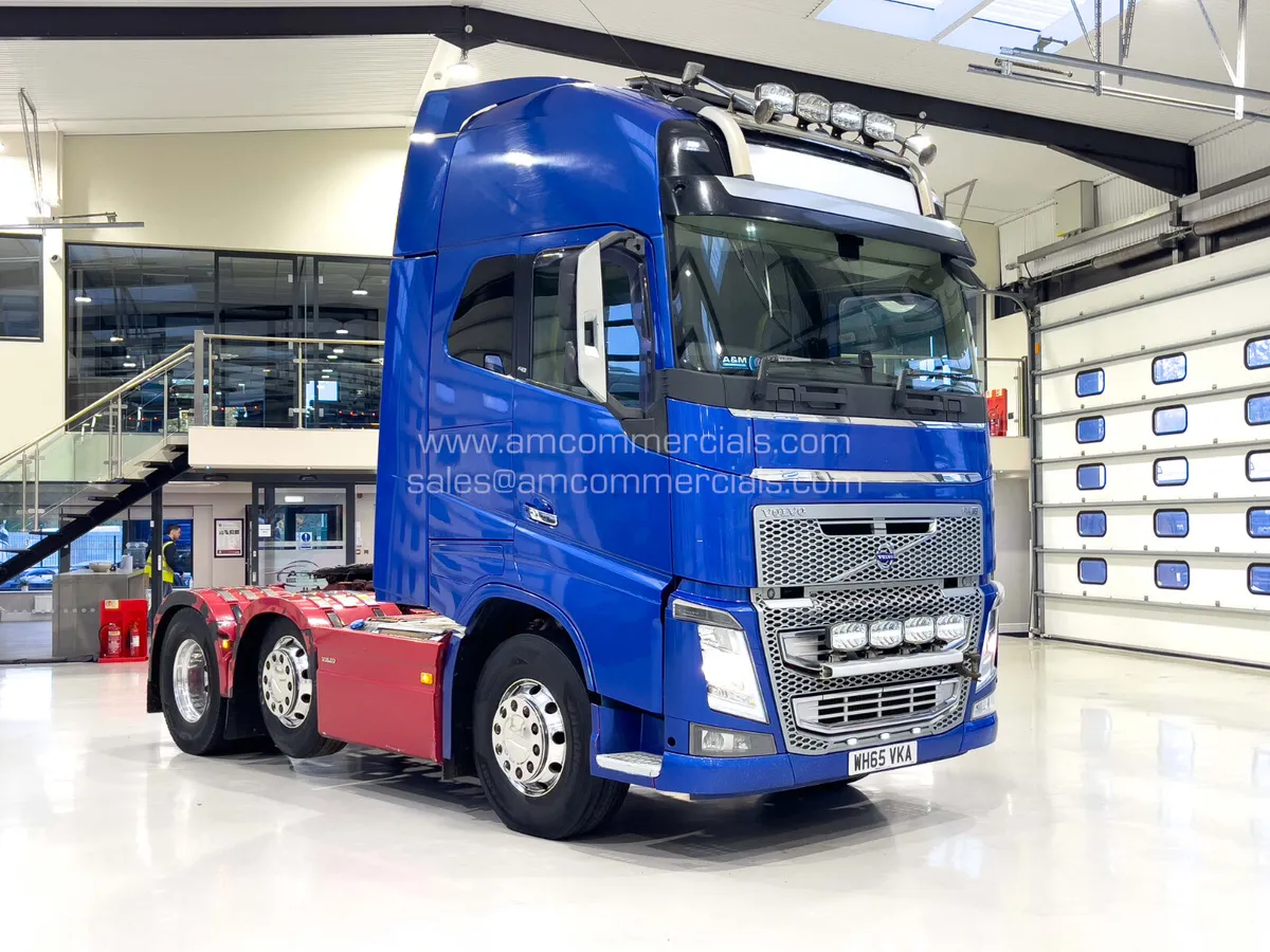 2015 (65) VOLVO FH16 750 GLOBETROTTER XL 6X2 MIDLI - Image 1