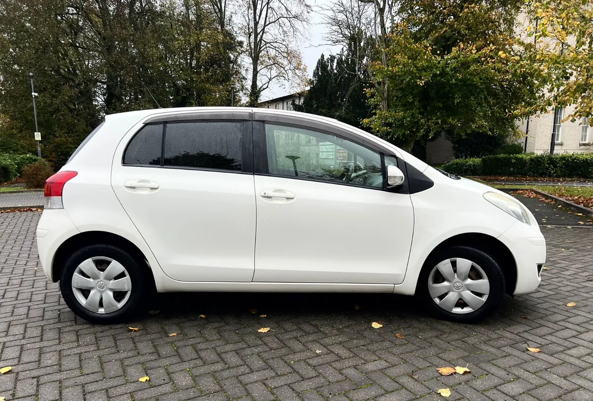 Toyota Yaris 2007 Automatic 1.0Petrol nct 3/26 tax - Image 3