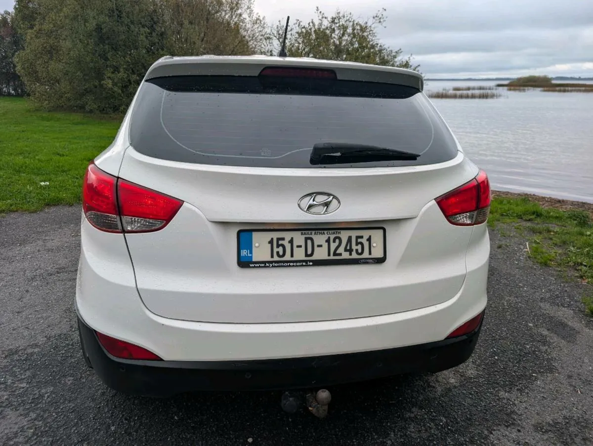 2915 Hyundai ix35 - Image 2