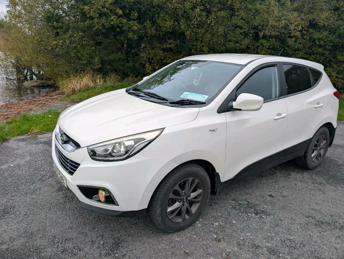 2915 Hyundai ix35 - Image 4