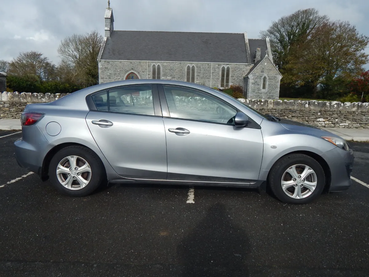 2011 Mazda 3  1.6d NCT 11/26 - Image 2