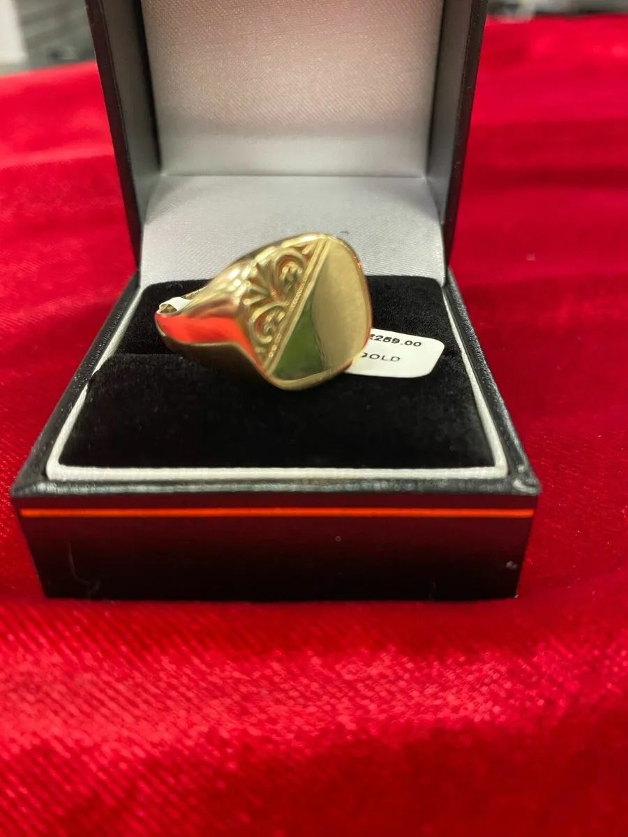 9k Signet Ring 9Ctz - Image 1