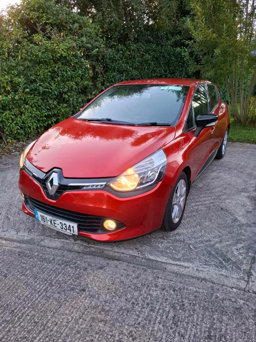 Renault Clio - Image 1