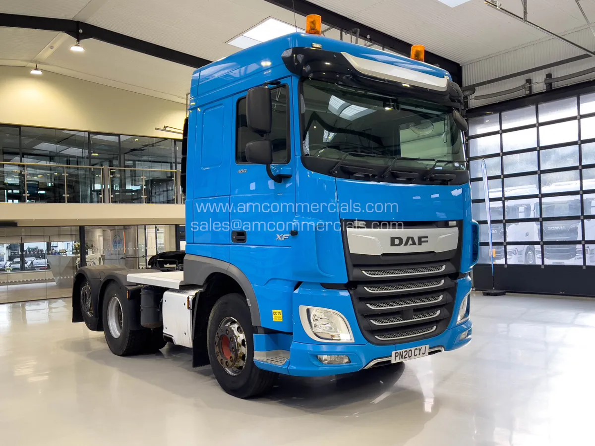 2020 (20) DAF XF 480 SPACECAB 6X2 TAG AXLE - Image 2