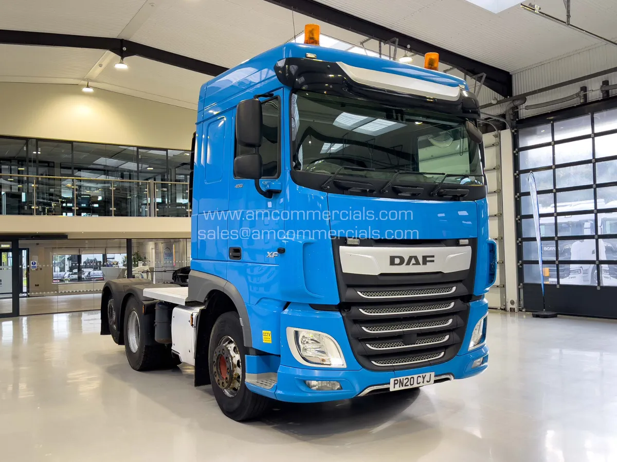 2020 (20) DAF XF 480 SPACECAB 6X2 TAG AXLE - Image 1