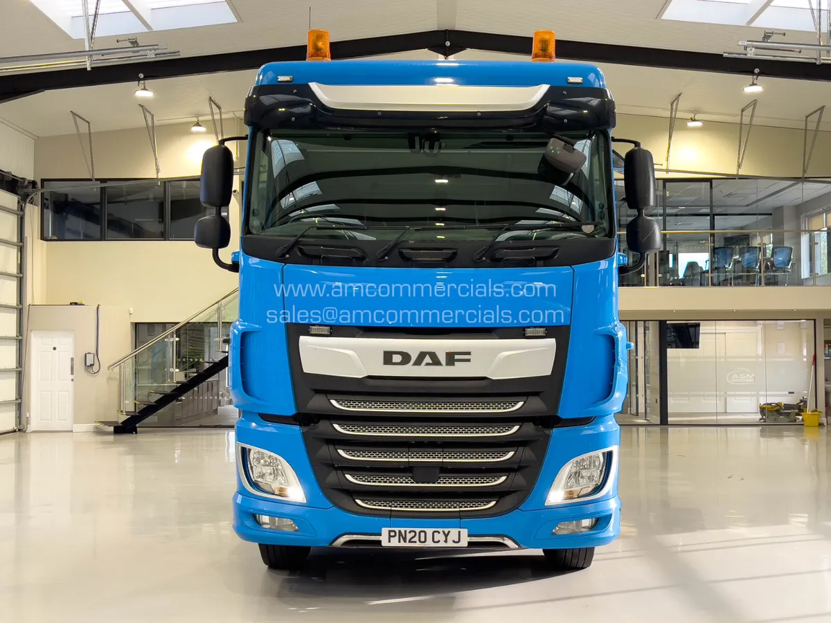 2020 (20) DAF XF 480 SPACECAB 6X2 TAG AXLE - Image 3