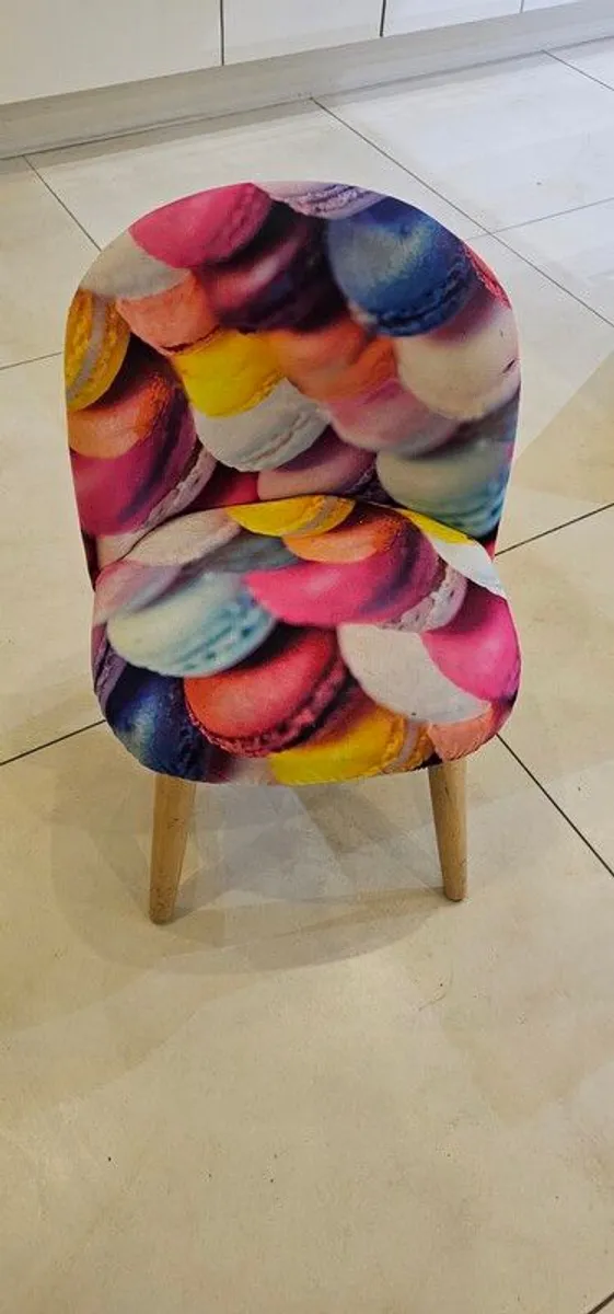 childrens chair - Image 2