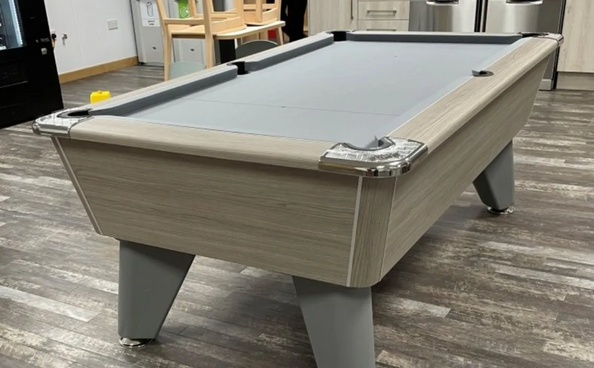 DPT pool table 7,4